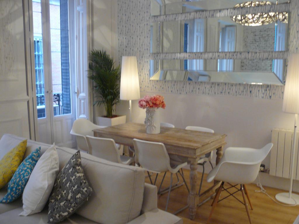 Apartamentos Manzana Madrid Chambre photo