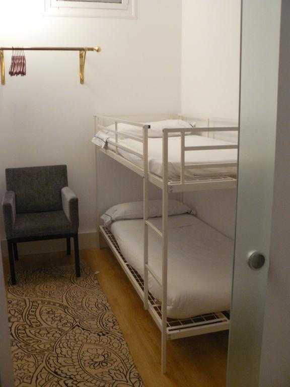 Apartamentos Manzana Madrid Chambre photo